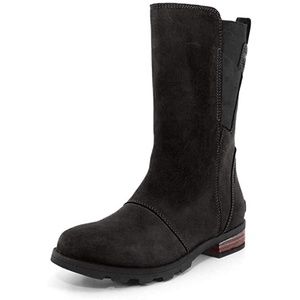HUGE MOVING SALE!! Sorel Women's Emelie Mid black boots